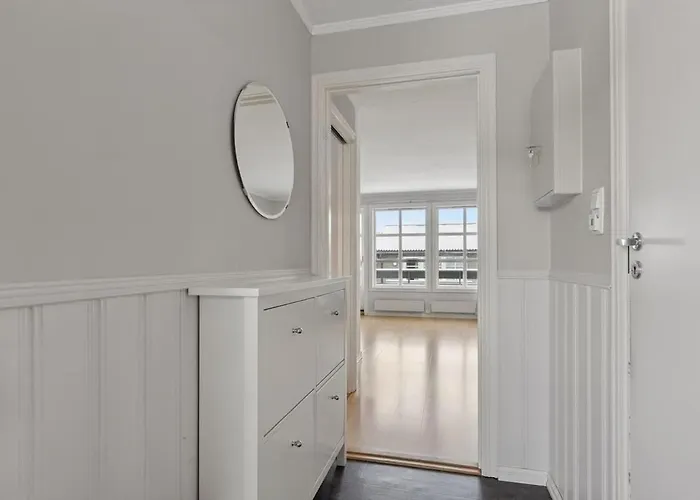 Convenient - Center